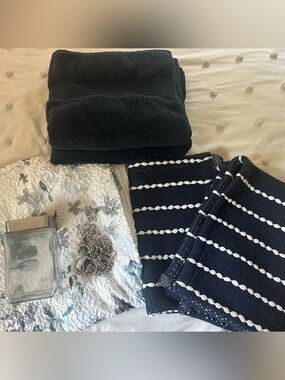 Navy & White Floral Bath Bundle: Shower Curtain, Towels & Math